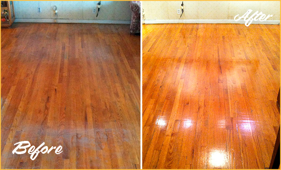 Before and After Picture of a Southaven Wood Sand Free Refinishing Service on a Stained Floor